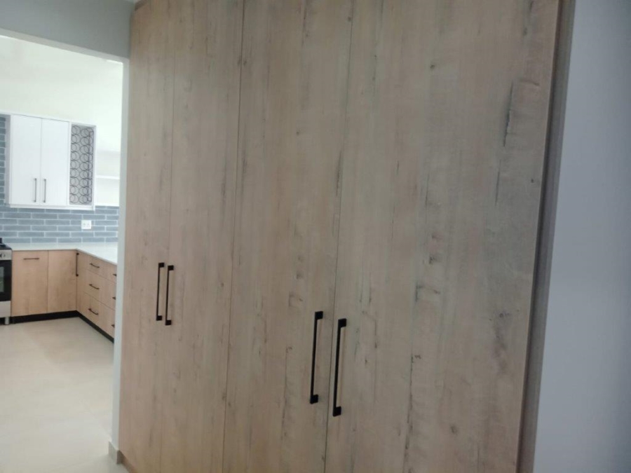 3 Bedroom Property for Sale in Wavecrest Eastern Cape